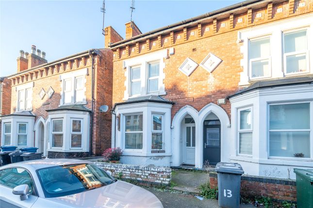 5 bedroom semi-detached house for sale