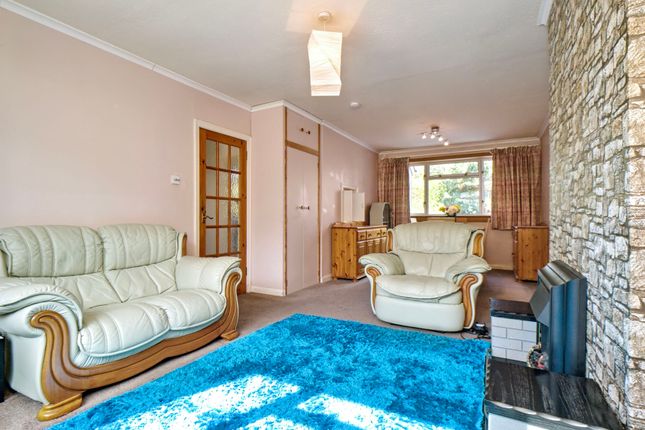 4 Orchard Brae Gardens West... 3 bed semi