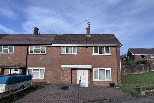 3 bed semi-detached house