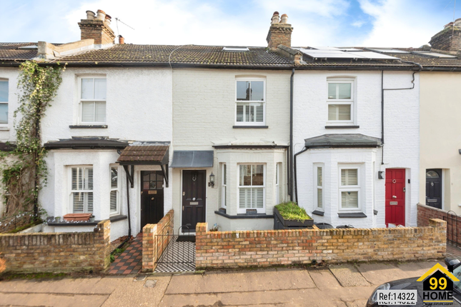 Sandycombe Road, Richmond, Surrey, TW9 3 bed terraced house for sale