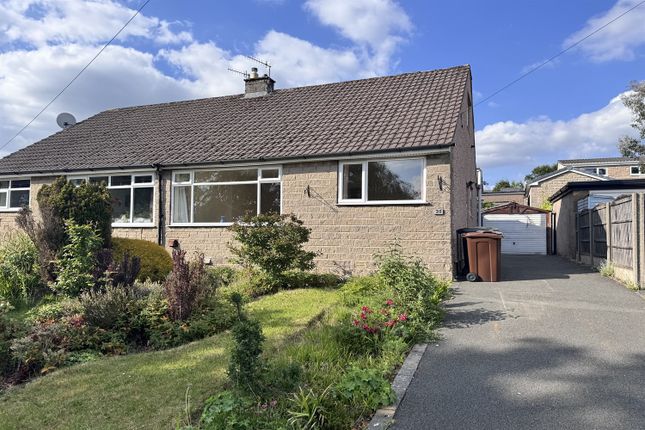 2 bedroom semi-detached bungalow for sale