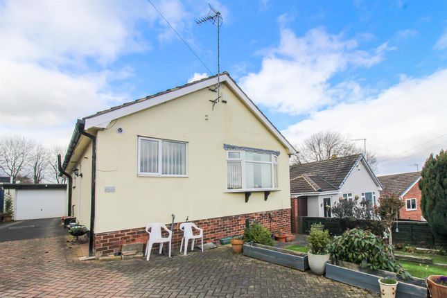 Hall Cliffe Crescent, Wakefield WF4 4 bed bungalow for sale