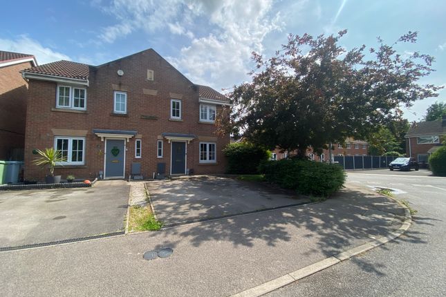 Dale Crescent, Fernwood, Newark 3 bed semi