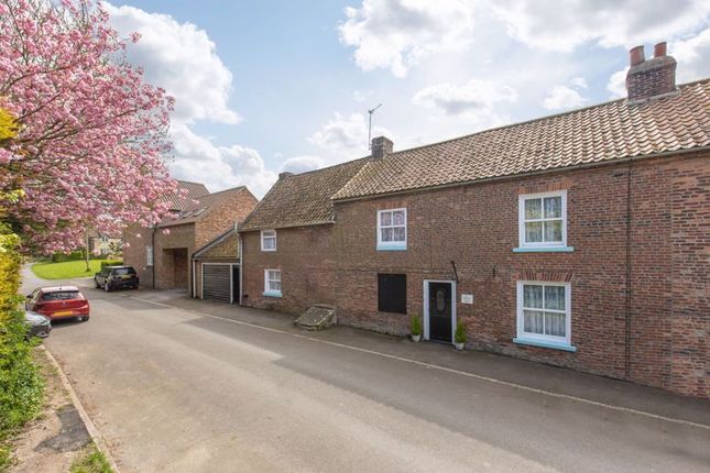 Church Hill, Reighton, Filey YO14 3 bed semi