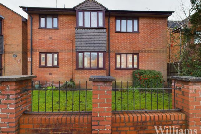 High Street, Aylesbury HP20 1 bed flat for sale