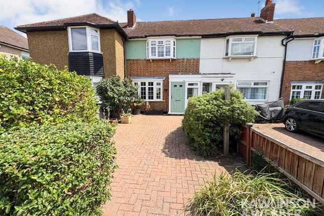 Berkeley Drive, West Molesey KT8 2 bed terraced house for sale