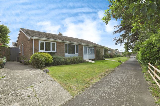 2 bedroom semi-detached bungalow for sale