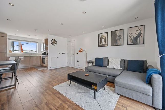 Tranquil Lane, Harrow 2 bed flat for sale