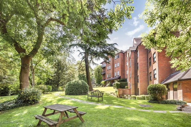 The Garlands, Harrow on The Hill 2 bed flat for sale