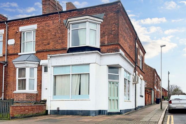 4 bedroom end of terrace house for sale