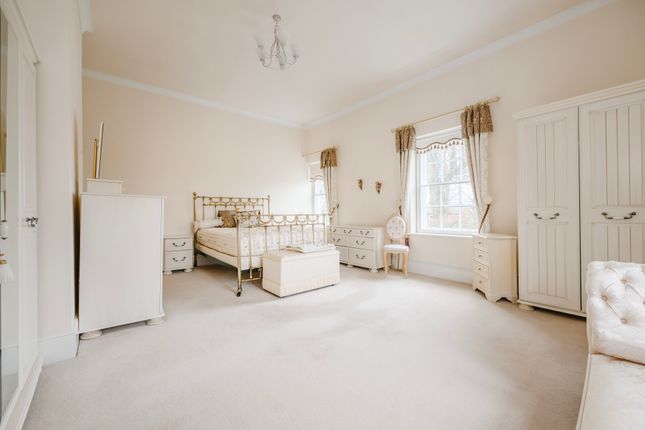 Weald Moors Park, Preston 3 bed end of terrace house for sale