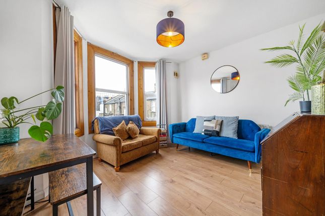 Coldharbour Lane, SW9 1 bed flat for sale