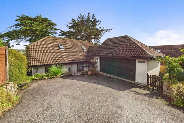 4 bedroom detached bungalow for sale