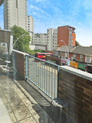 Centreway Road, London IG1 1 bed flat for sale