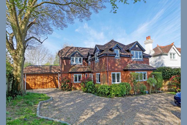 Sutton Road, Cookham, SL6 5 bed detached house for sale