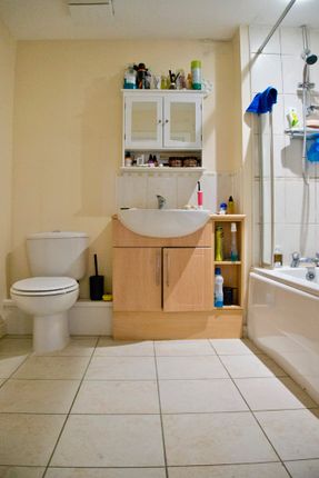 2 bed flat