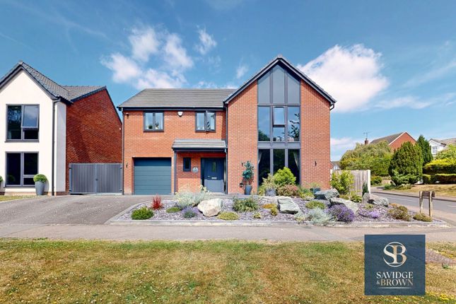 4 bed detached house
