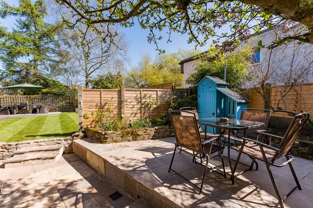 2 bedroom cottage for sale