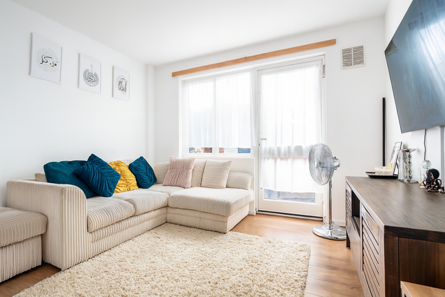 Berryfield Road, London 3 bed terraced house for sale