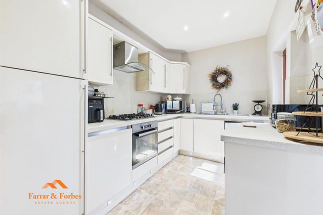 Whalley Road, Accrington BB5 3 bed terraced house for sale
