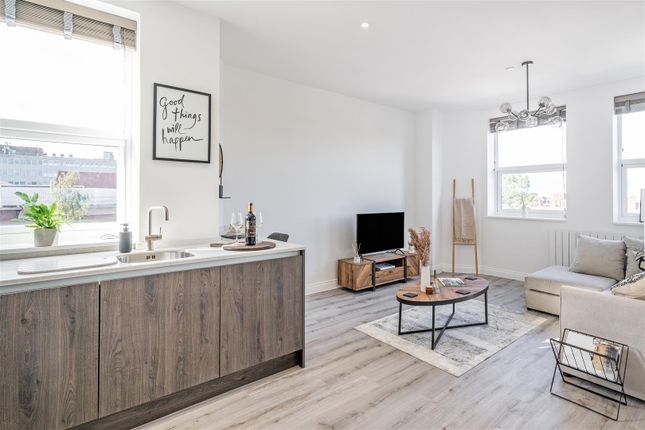 Apt 23 Warwick House, 737 Warwick... 1 bed apartment for sale