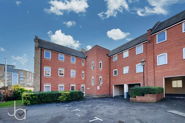 Meachen Road, Colchester 2 bed apartment for sale
