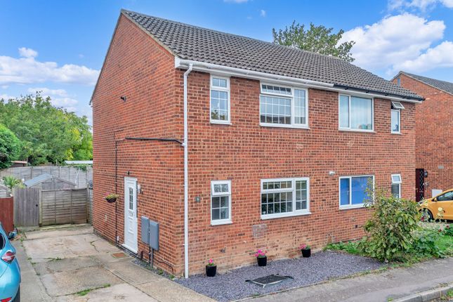 2 bedroom semi-detached house for sale