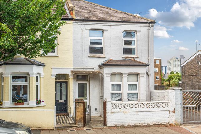 Brathway Road, Southfields, London, SW18 3 bed end of terrace house for sale