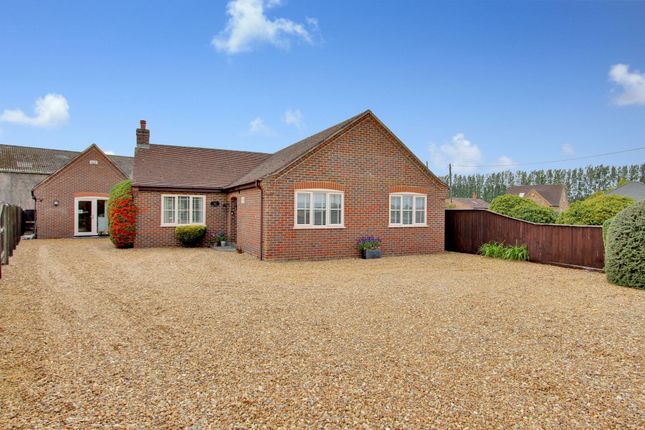 Main Road, Three Holes, PE14 5 bed detached bungalow for sale