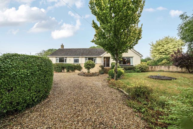 Stoppers Hill, Brinkworth... 4 bed detached house for sale
