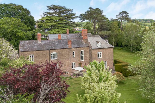 9 bedroom detached house for sale