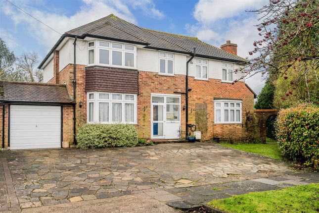 Colman Close, Epsom Downs 3 bed detached house for sale