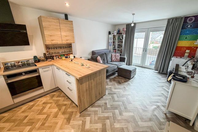 Oak Street, Oswestry 2 bed apartment for sale