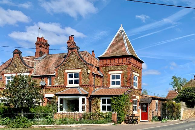 Lynn Road, Ingoldisthorpe 3 bed end of terrace house for sale