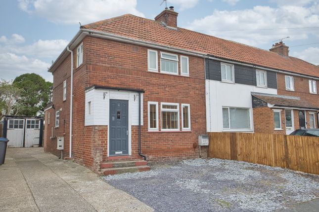 Douglas Road, Deal, Kent, CT14 3 bed end of terrace house for sale