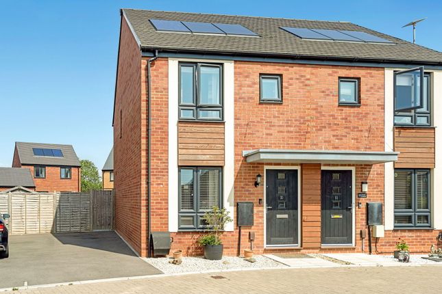 2 bedroom semi-detached house for sale