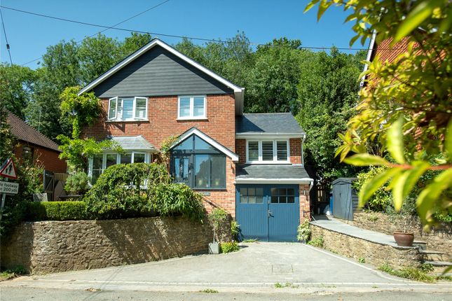 Pockford Road, Godalming GU8 3 bed detached house for sale