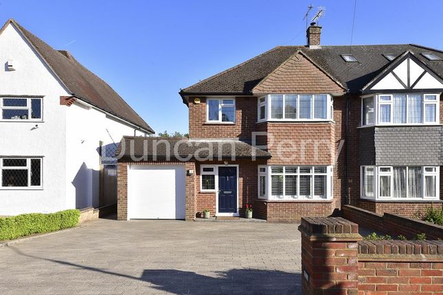 Bluebridge Avenue, Brookmans Park... 3 bed semi