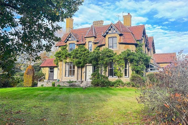 Burford Lodge, Burford Lea, Elstead, GU8 3 bed house for sale