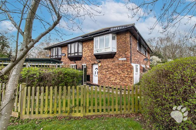 Bartlow Side, Basildon SS13 1 bed maisonette for sale