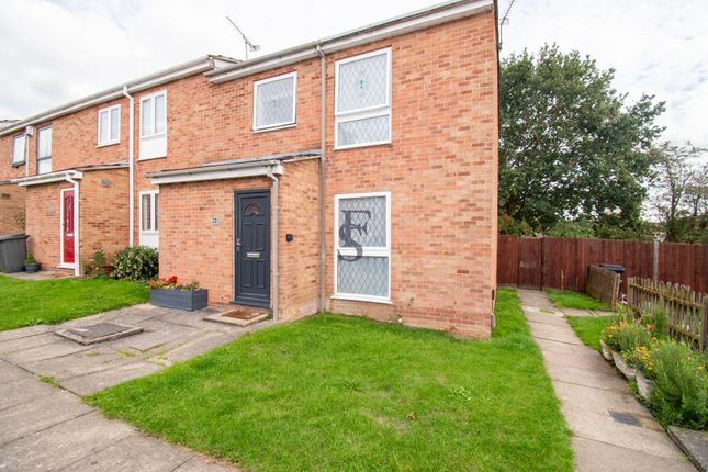 Hollybush Close, Leicester 3 bed terraced house for sale
