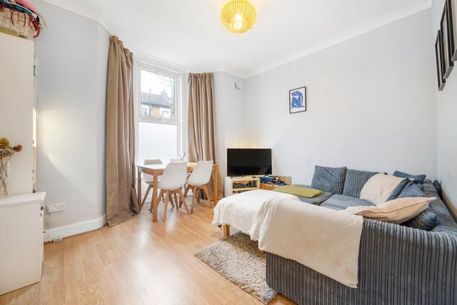Appach Road, SW2 2 bed flat for sale