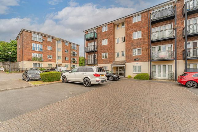 2 bed flat