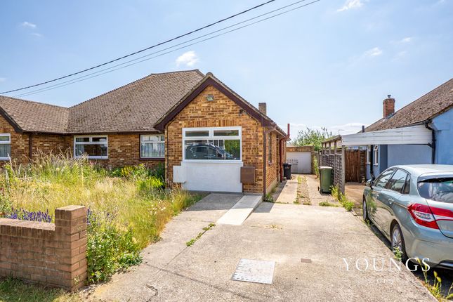 2 bedroom semi-detached bungalow for sale