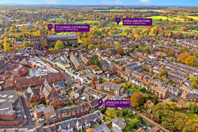 Spencer Street, St. Albans 2 bed end of terrace house for sale