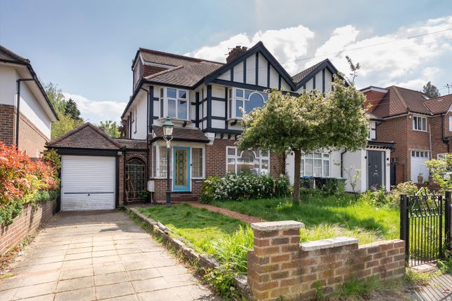 Grasmere Avenue, London, SW15 4 bed detached house for sale