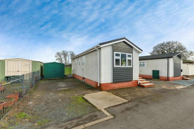 2 bed mobile/park home