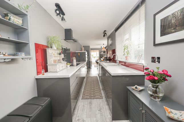 Grantham Road, Bracebridge Heath... 3 bed terraced house for sale