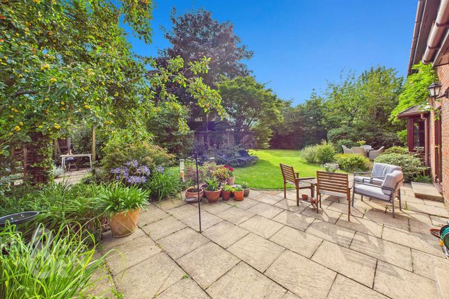Foxglove Close, Ashby St. Mary, Norwich 5 bed detached house for sale