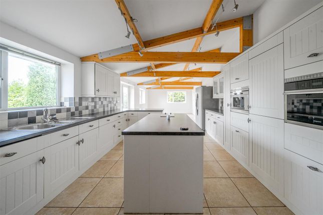 5 bedroom house for sale